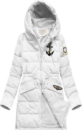 PIKOWANA KURTKA Z NASZYWKAMI BIAŁA (08)