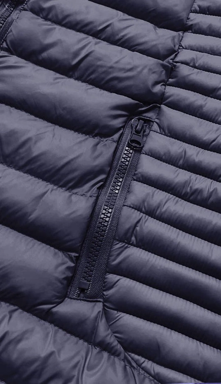 Pikowana kurtka damska z kapturem granatowa (23032-224)