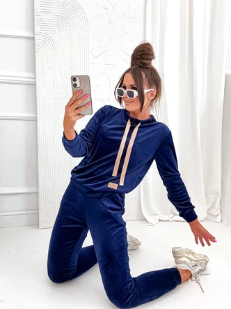 Welurowy komplet damski granatowy (637)