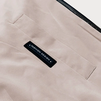 Kurtka damska z ozdobną lamówką jasnobeżowa (B8150-51)