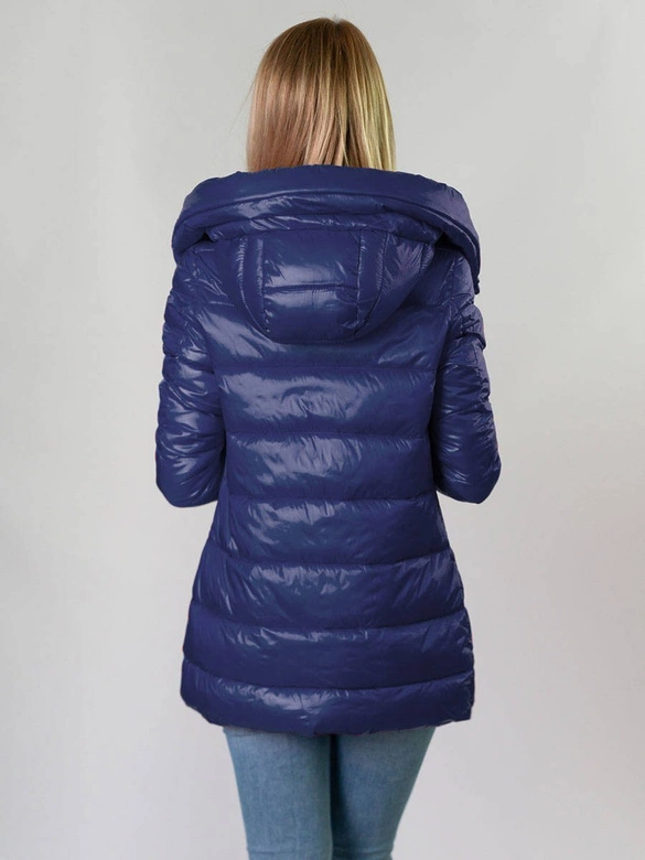 ZIMOWA PIKOWANA KURTKA DAMSKA Z KAPTUREM GRANATOWA (7698)