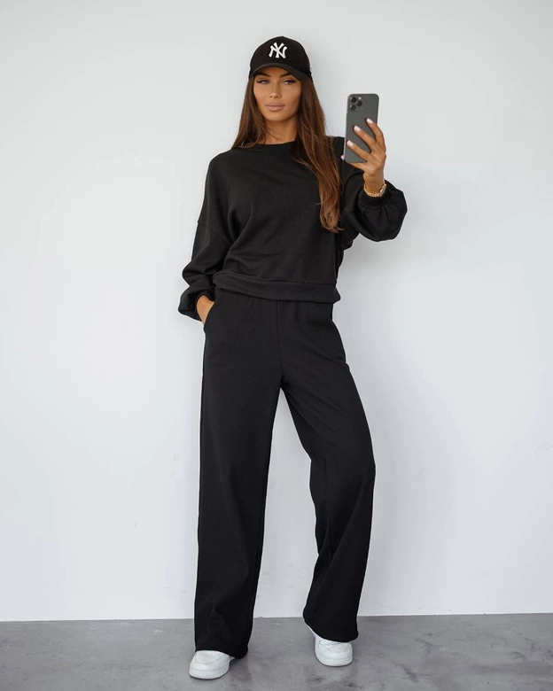 Waflowy komplet damski bluza + spodnie czarny (821108)
