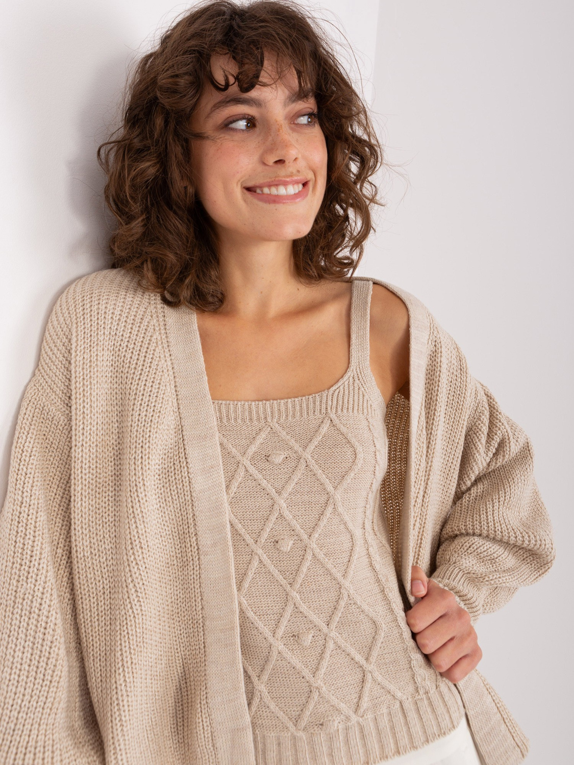 Dwuczęściowy komplet top + sweter beżowy (8019)