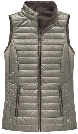 PIKOWANY BEZRĘKAWNIK Z KAPTUREM CAPPUCCINO (B1067-30)