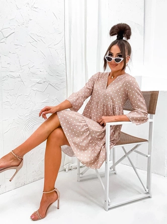 Sukienka w groszki z falbanami beżowa (706)