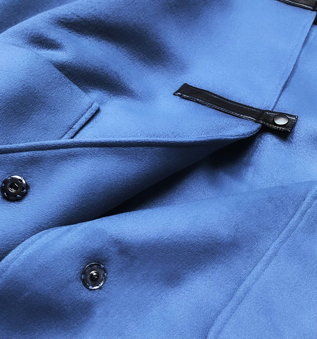 Krótki damski płaszcz z kapturem niebieski (gsq2311)