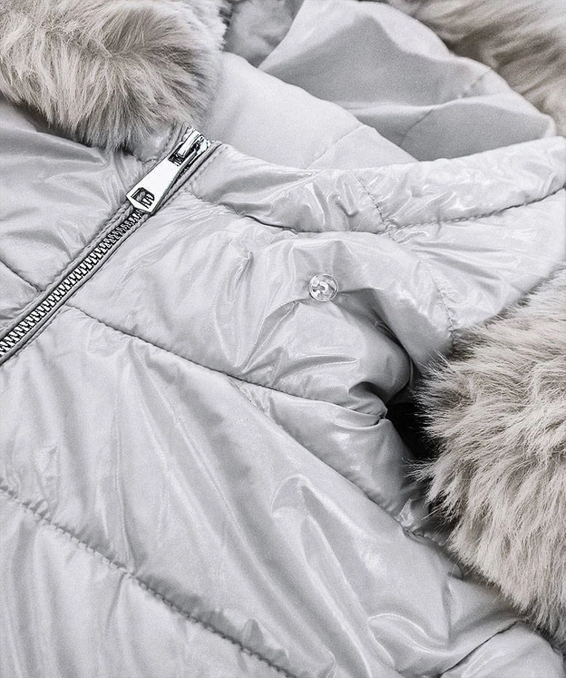 ASYMETRYCZNA DAMSKA KURTKA ZIMOWA SREBRNA (F7052)