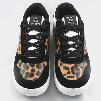 Sneakersy damskie panterka czarne (6363)