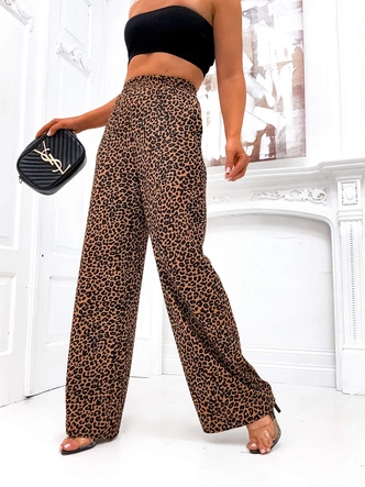 Zwiewne spodnie damskie w gumkę brązowo-czarna panterka (82197)