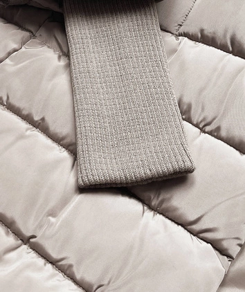 Kurtka damska z dzianinowymi ściągaczami beżowa (P22-6637/6682-62)