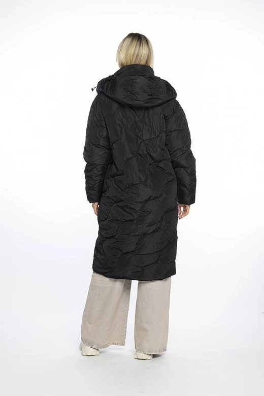 Luźna kurtka damska z ozdobnym pikowaniem Ann Gissy czarna (AG1-J9161)