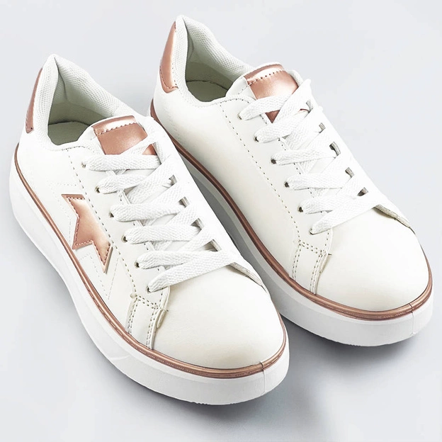 Sznurowane sneakersy z gwiazdką biały-miedź (bb126n)
