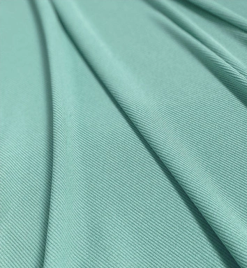 SUKIENKA Z OPUSZCZANYM RAMIENIEM SELEDYNOWA (667ART)