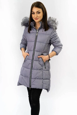 Pikowana damska kurtka zimowa z kapturem wrzosowa (7702)